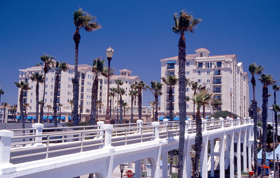 Oceanside Pier Resort